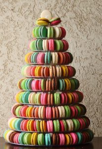 macaron-wedding-cake